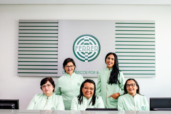 Equipe de atendimento Vitória